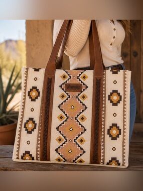 Wrangler Aztec Southwestern Large Tote Bag NWT Western Boho